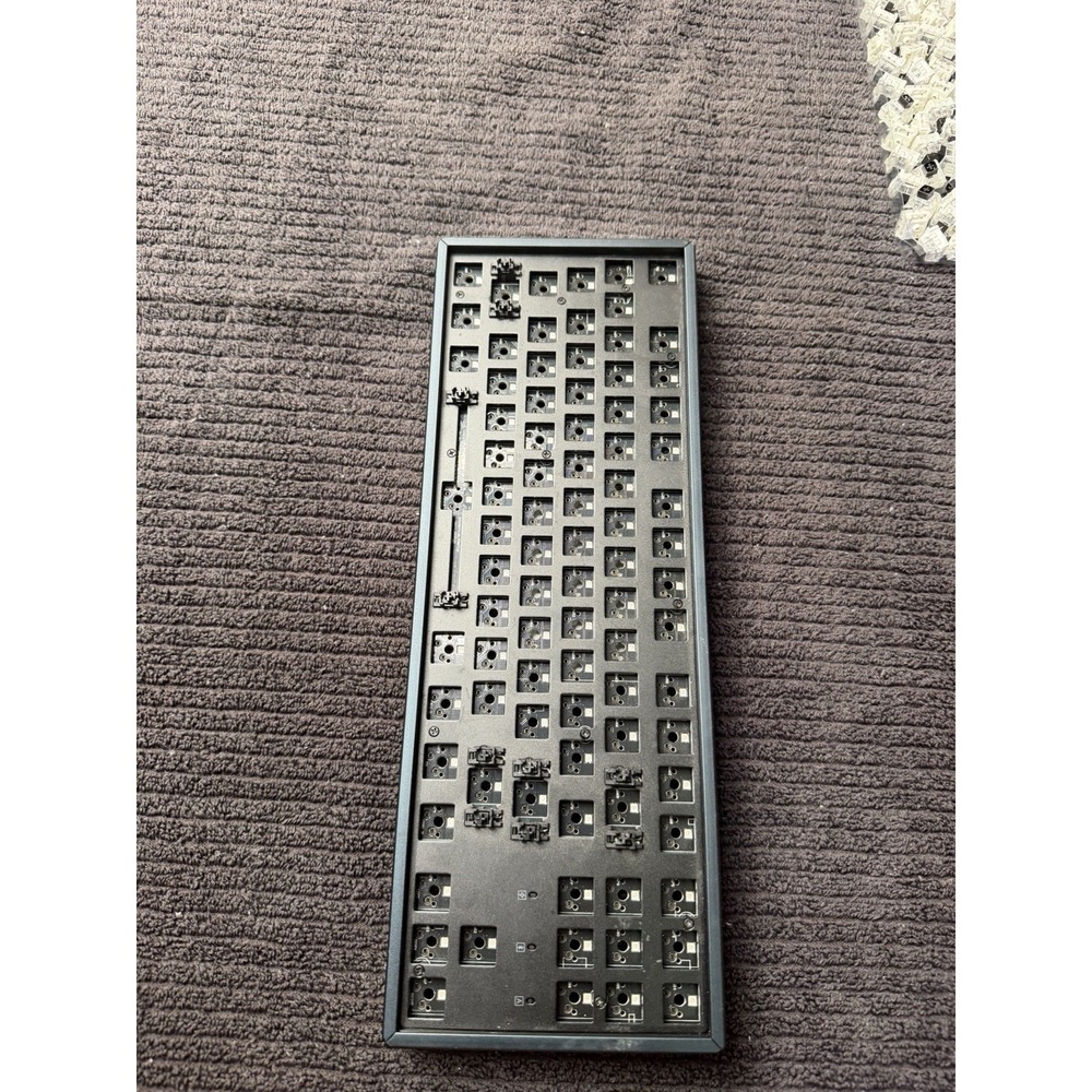 Keychron K8 Wireless Mechanical Keyboard (K8J3) – Parts/Repair – One Key Issue